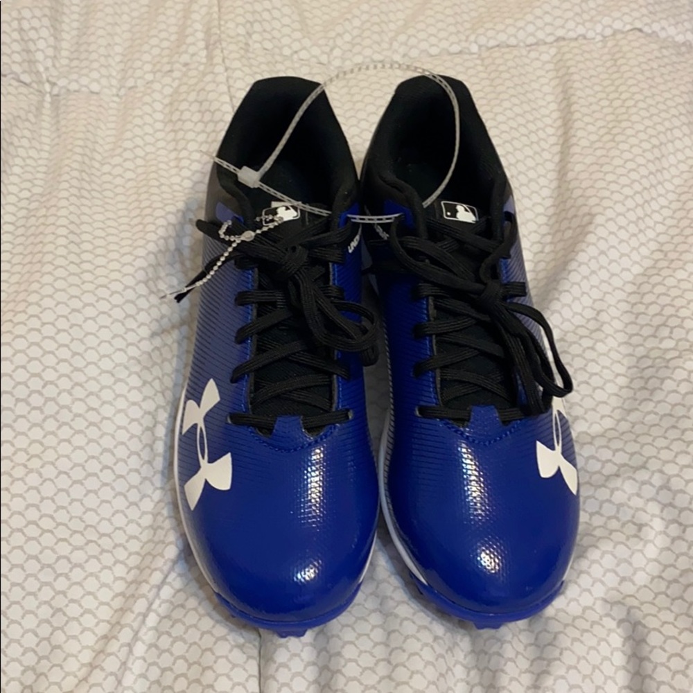 Under Armour baseball cleats